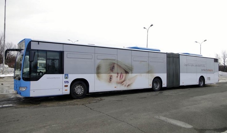Površine u cijelosti sa staklima